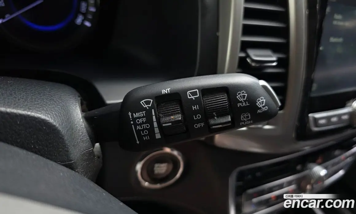 SsangYong Rexton 2017 2.2 автомат (гидро), фото 17 SsangYong Rexton 2017 2.2 автомат (гидро), фото 17