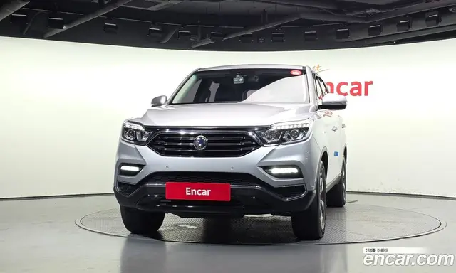 SsangYong Rexton 2017 2.2 автомат (гидро), миниатюра 3 SsangYong Rexton 2017 2.2 автомат (гидро), миниатюра 3
