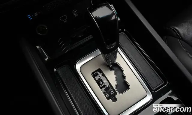 SsangYong Rexton 2017 2.2 автомат (гидро), миниатюра 9 SsangYong Rexton 2017 2.2 автомат (гидро), миниатюра 9