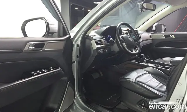 SsangYong Rexton 2017 2.2 автомат (гидро), миниатюра 10 SsangYong Rexton 2017 2.2 автомат (гидро), миниатюра 10