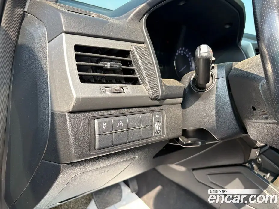 SsangYong Rexton 2018 2.2 автомат (гидро), фото 12