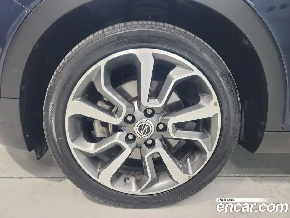 SsangYong TIBOLI 2015 1.6 автомат (гидро), фото 18