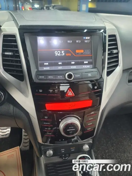 SsangYong TIBOLI 2015 1.6 автомат (гидро), миниатюра 9