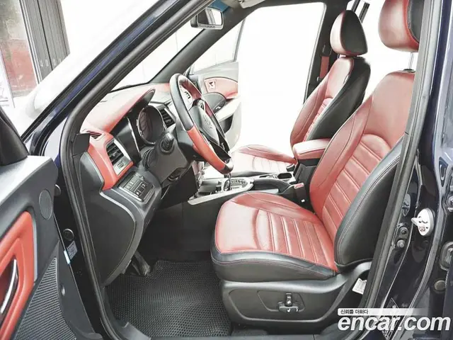 SsangYong TIBOLI 2015 1.6 автомат (гидро), миниатюра 6