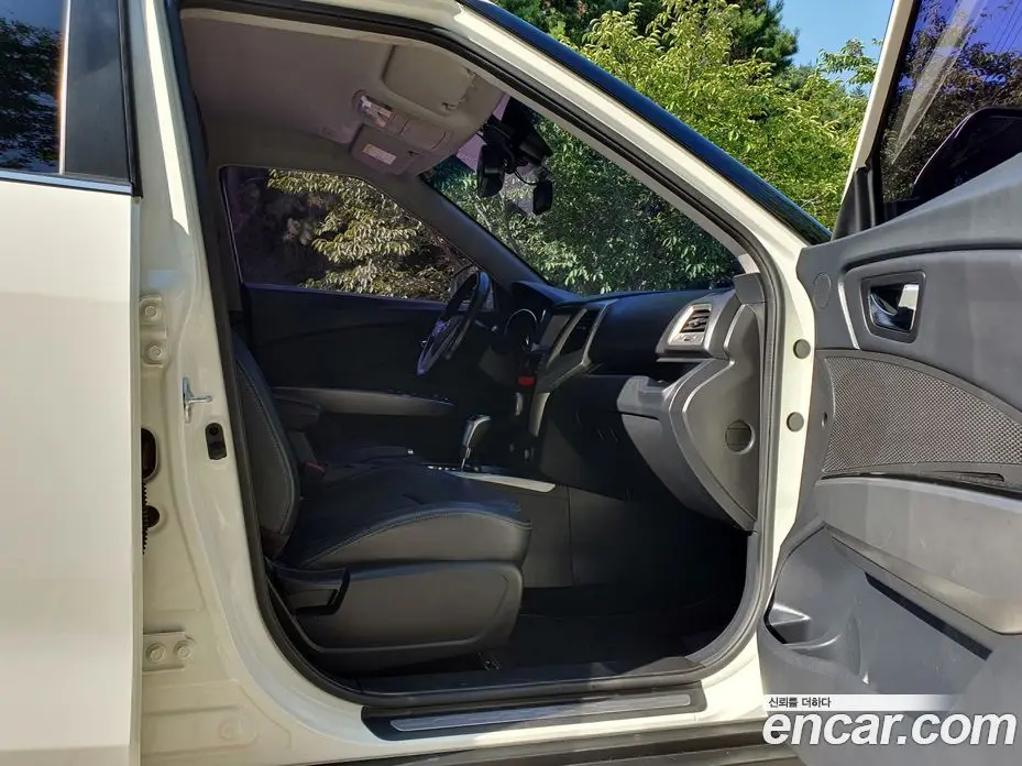 SsangYong TIBOLI 2016 1.6 автомат (гидро), фото 6 SsangYong TIBOLI 2016 1.6 автомат (гидро), фото 6