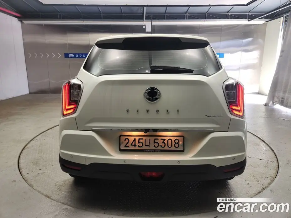 SsangYong TIBOLI 2019 1.5 автомат (гидро), фото 4