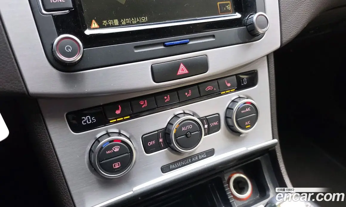 Volkswagen CC 2015 2.0 автомат (гидро), фото 16