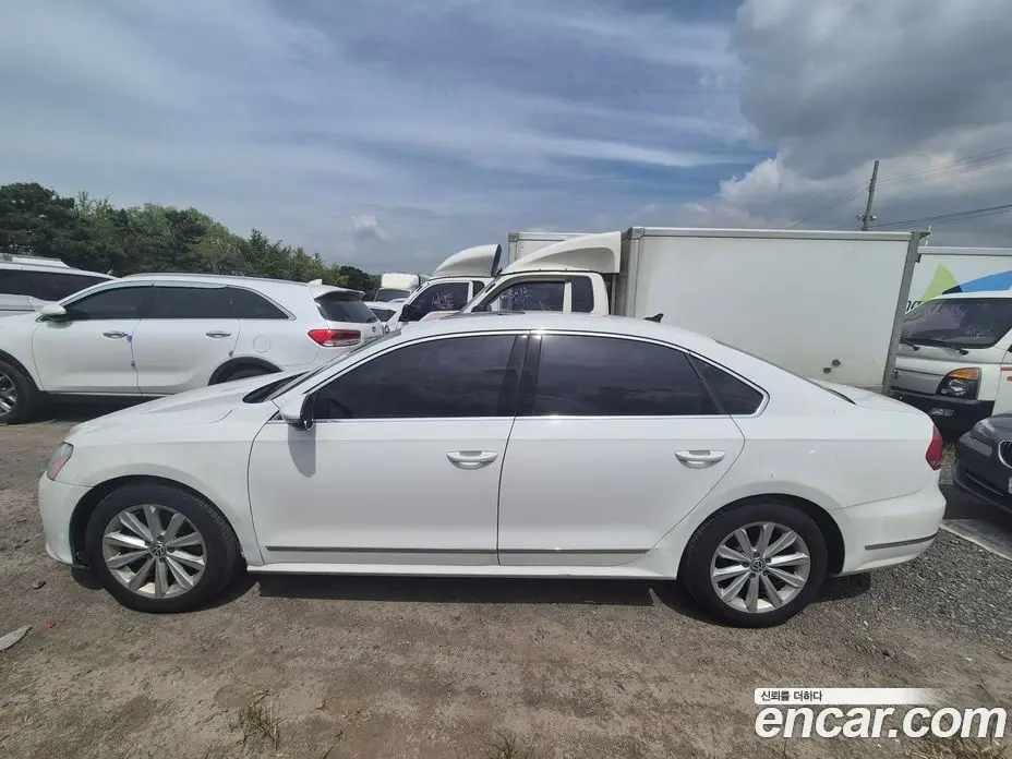 Volkswagen Passat 2015 1.8 автомат (гидро), фото 2 Volkswagen Passat 2015 1.8 автомат (гидро), фото 2