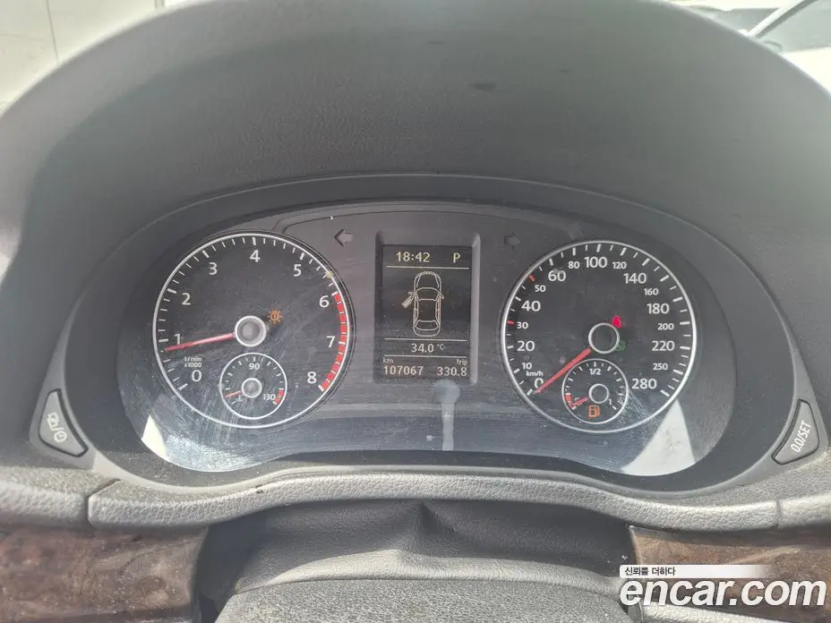 Volkswagen Passat 2015 1.8 автомат (гидро), фото 11 Volkswagen Passat 2015 1.8 автомат (гидро), фото 11