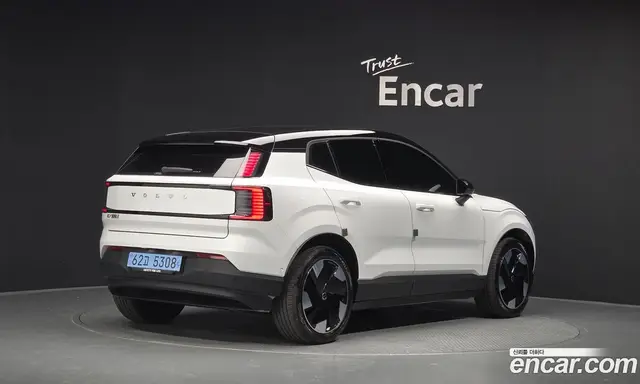 Volvo EX30 2026 0.2 автомат (гидро), миниатюра 2 Volvo EX30 2026 0.2 автомат (гидро), миниатюра 2