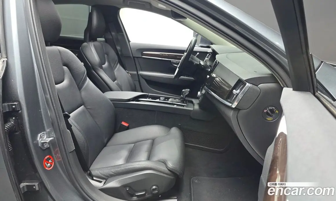 Volvo S90 2018 2.0 автомат (гидро), фото 11 Volvo S90 2018 2.0 автомат (гидро), фото 11