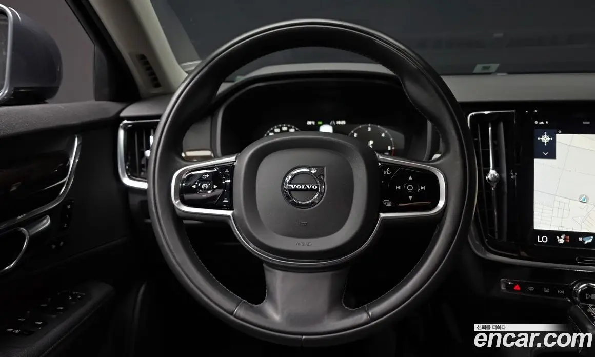 Volvo S90 2018 2.0 автомат (гидро), фото 13 Volvo S90 2018 2.0 автомат (гидро), фото 13
