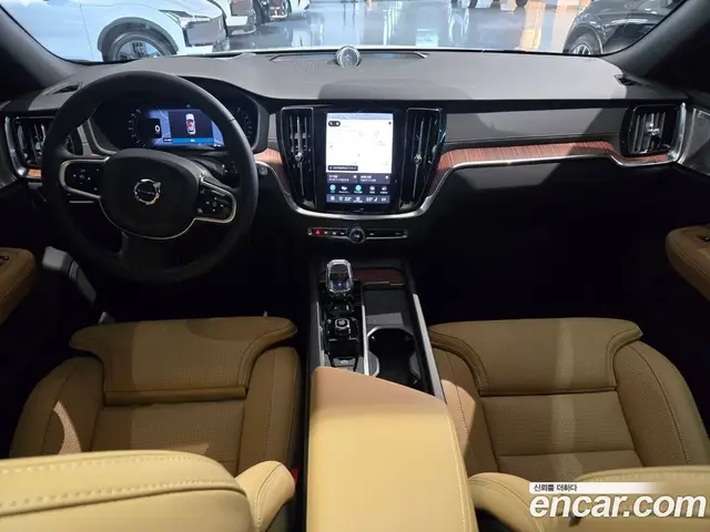 Volvo V60 2026 2.0 автомат (гидро), миниатюра 9 Volvo V60 2026 2.0 автомат (гидро), миниатюра 9