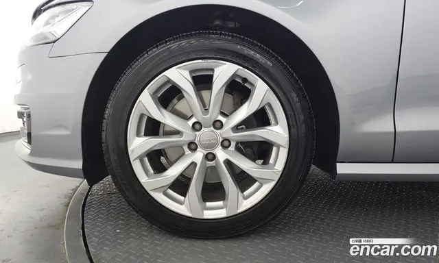 Audi A6 2015 2.0 автомат (гидро), миниатюра 5 Audi A6 2015 2.0 автомат (гидро), миниатюра 5