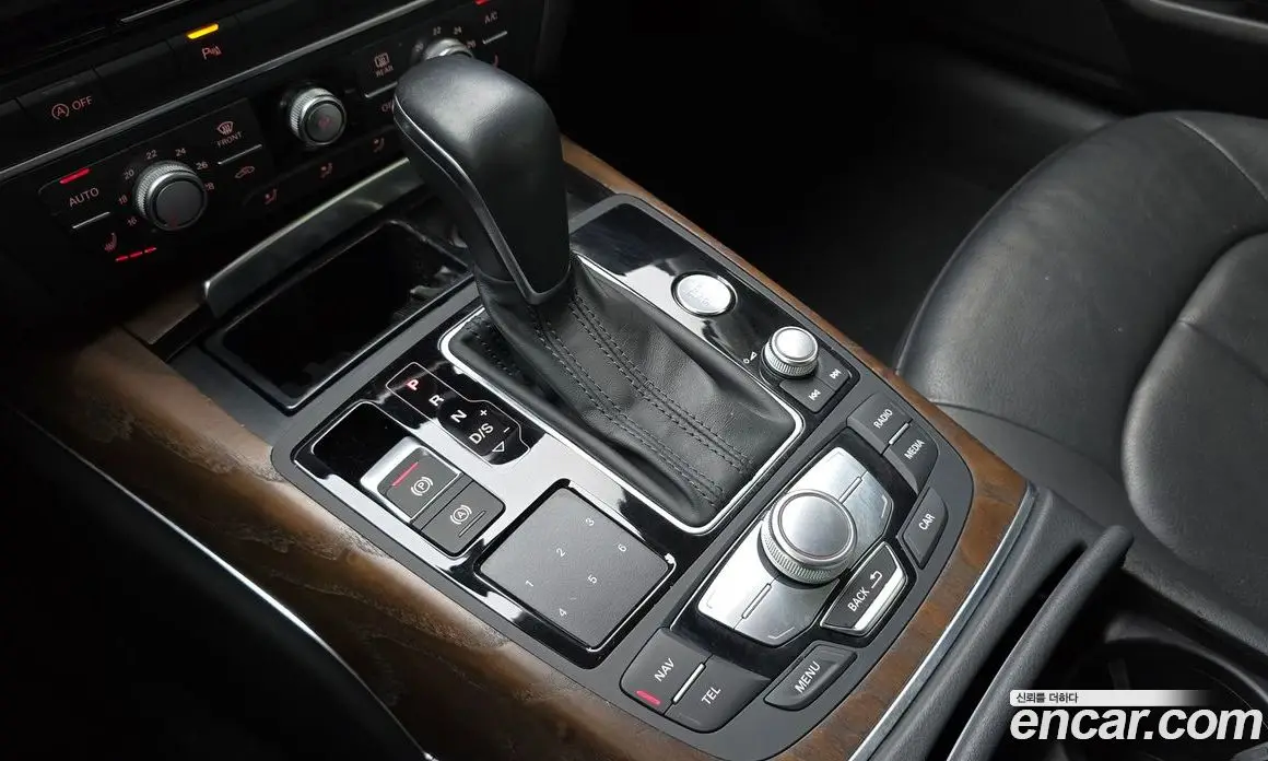 Audi A6 2016 2.0 автомат (гидро), фото 9