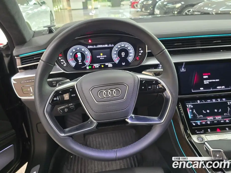 Audi A8 2023 4.0 автомат (гидро), фото 20