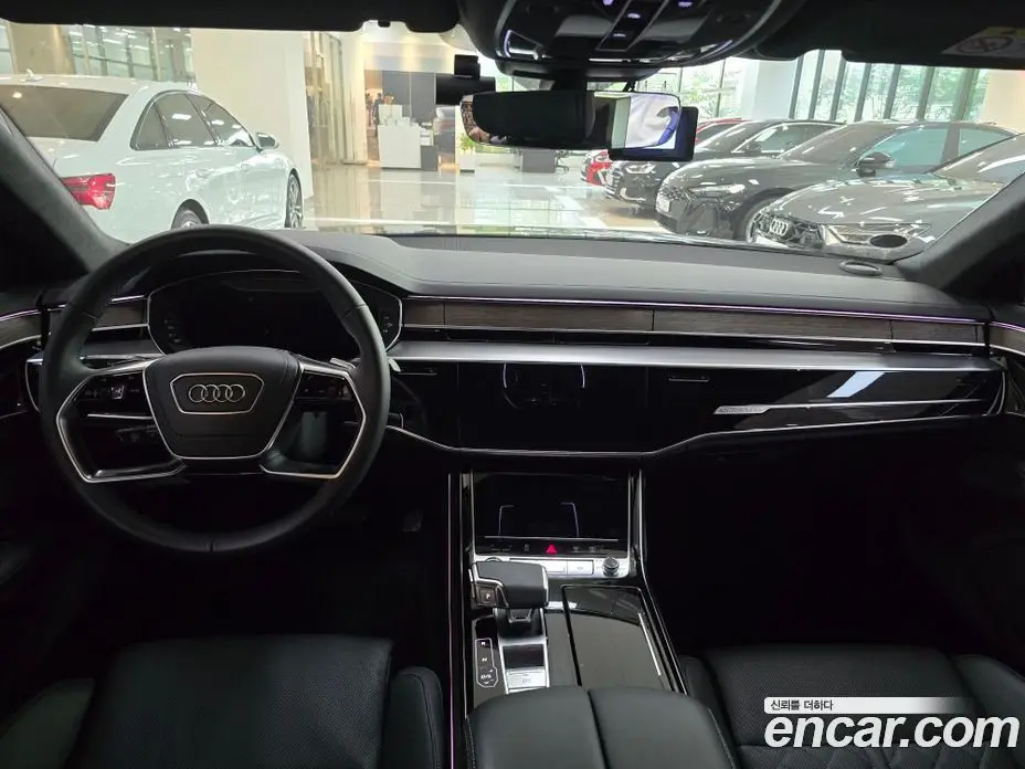 Audi A8 2023 4.0 автомат (гидро), фото 7