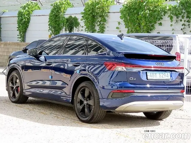 Audi Q4 e-tron 2022 автомат (гидро), миниатюра 3