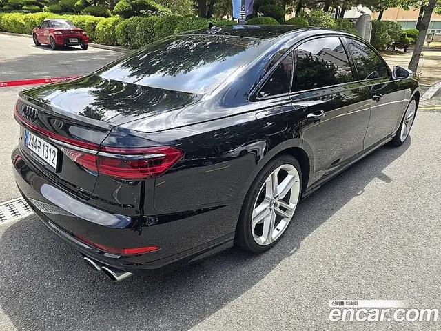 Audi S8 2020 4.0 автомат (гидро), миниатюра 3