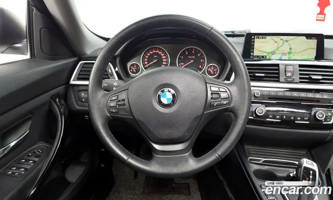 BMW 3 серия 2017 2.0 автомат (гидро), фото 12 BMW 3 серия 2017 2.0 автомат (гидро), фото 12