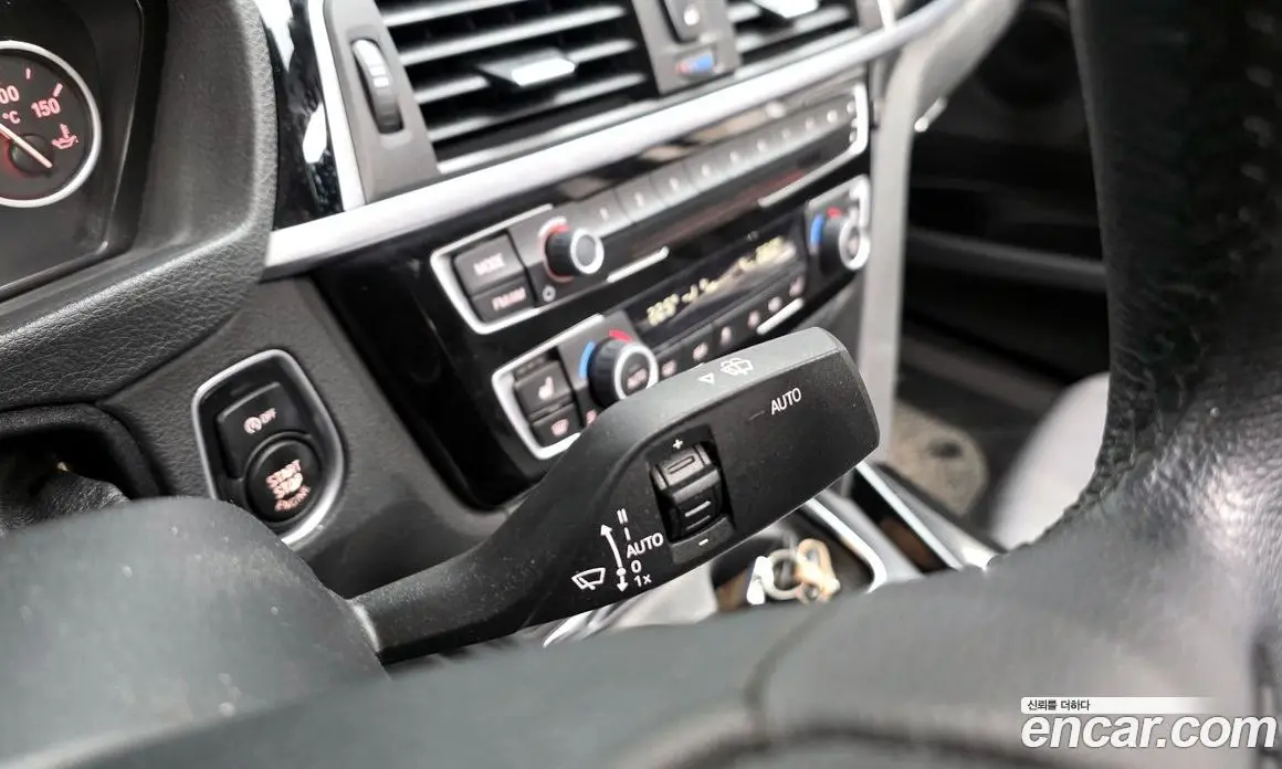 BMW 3 серия 2017 2.0 автомат (гидро), фото 19 BMW 3 серия 2017 2.0 автомат (гидро), фото 19