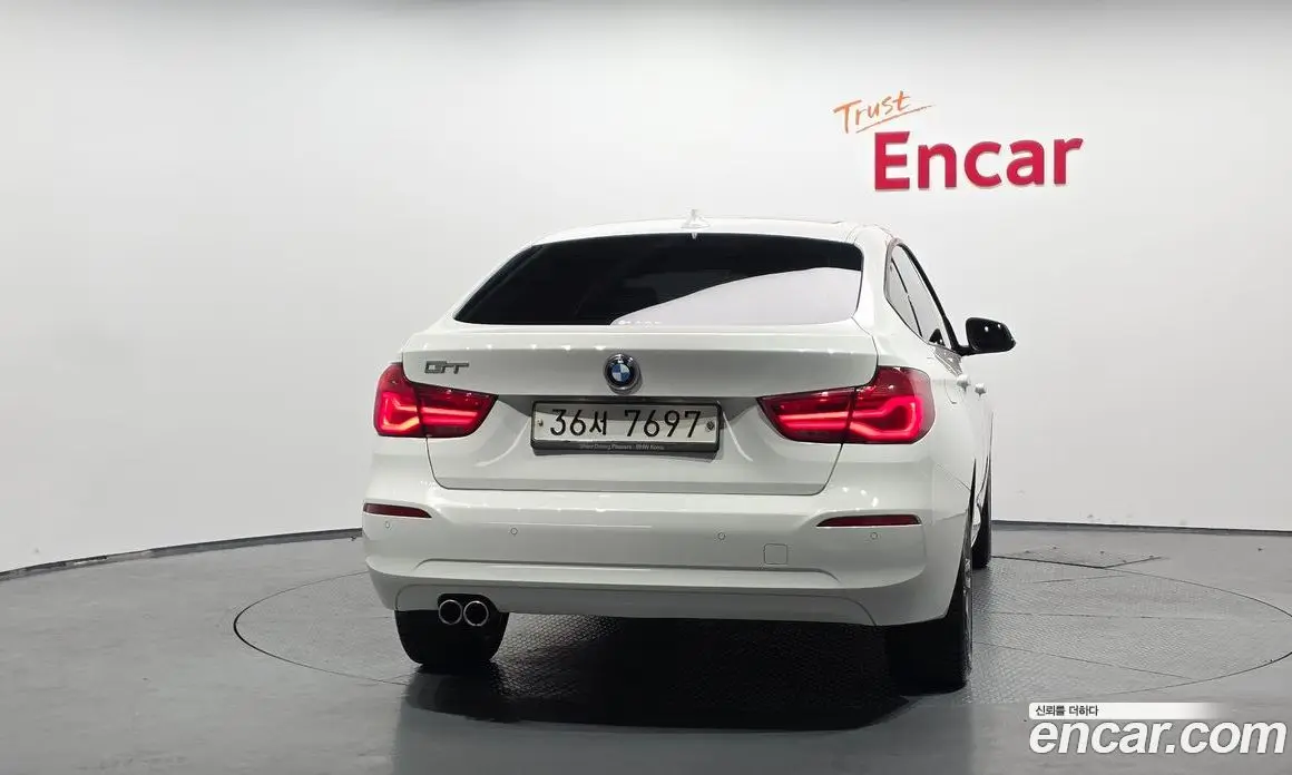 BMW 3 серия 2017 2.0 автомат (гидро), фото 4 BMW 3 серия 2017 2.0 автомат (гидро), фото 4