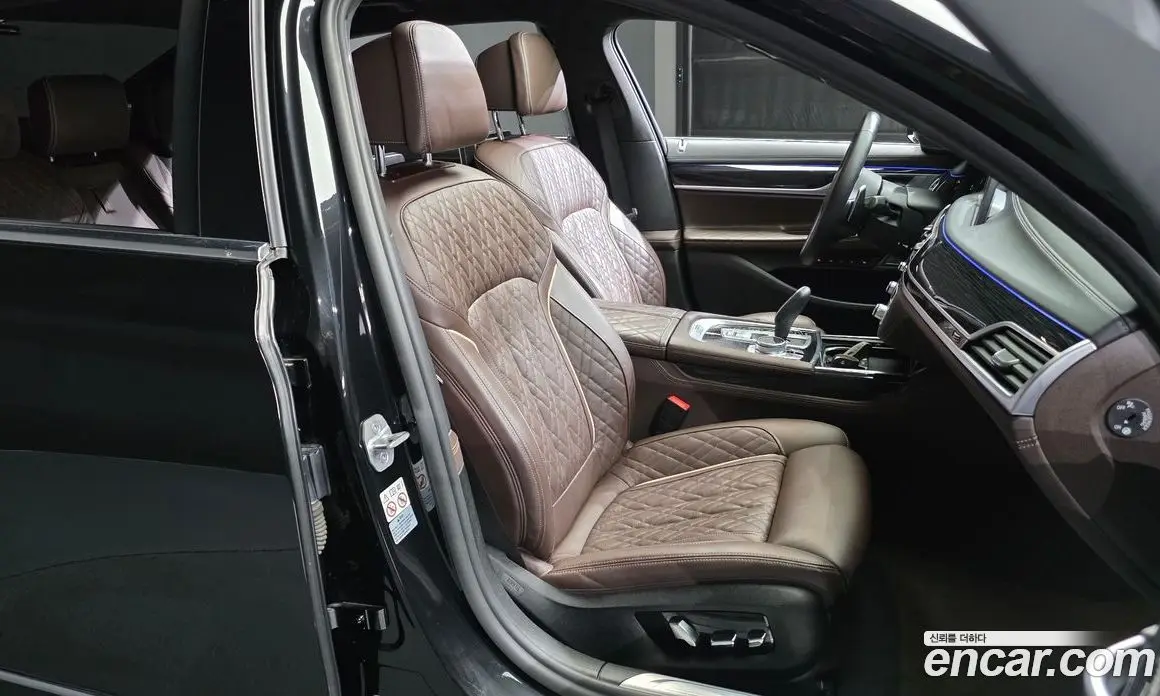 BMW 7 серия 2021 3.0 автомат (гидро), фото 11 BMW 7 серия 2021 3.0 автомат (гидро), фото 11