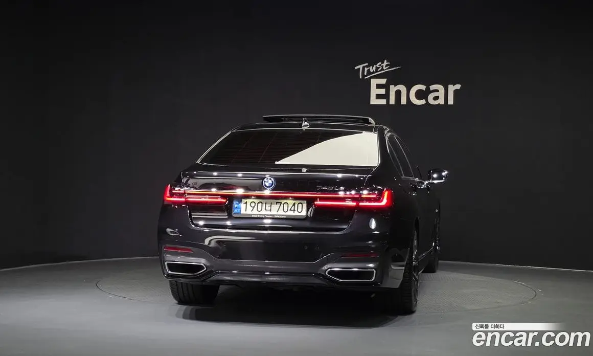 BMW 7 серия 2021 3.0 автомат (гидро), фото 4 BMW 7 серия 2021 3.0 автомат (гидро), фото 4