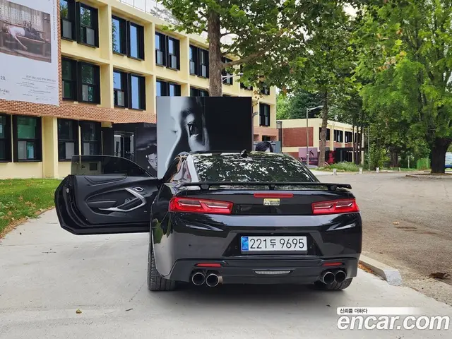 Chevrolet Camaro 2016 6.2 автомат (гидро), миниатюра 2