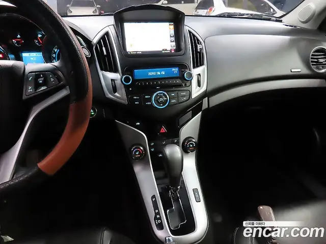 Chevrolet Cruze 2016 1.8 автомат (гидро), миниатюра 11 Chevrolet Cruze 2016 1.8 автомат (гидро), миниатюра 11