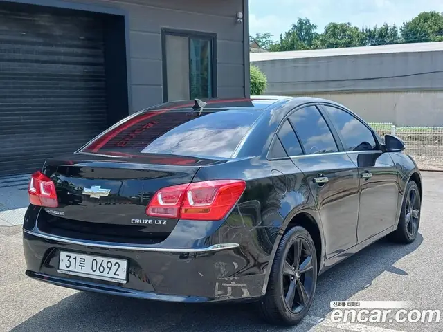 Chevrolet Cruze 2016 1.8 автомат (гидро), миниатюра 2