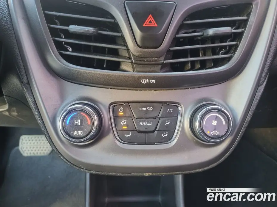 Chevrolet Spark 2018 1.0 автомат (гидро), фото 14