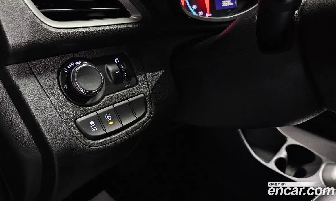 Chevrolet Spark 2021 1.0 автомат (гидро), фото 17
