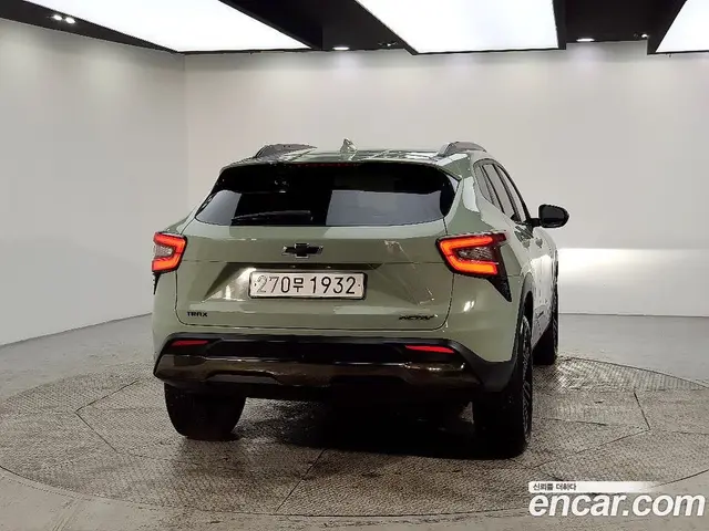 Chevrolet Trax 2024 1.2 автомат (гидро), миниатюра 3