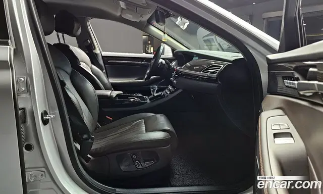 Genesis EQ900 2016 3.8 автомат (гидро), миниатюра 11