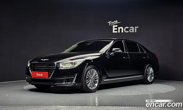 Genesis EQ900, 2016, 130 333 км