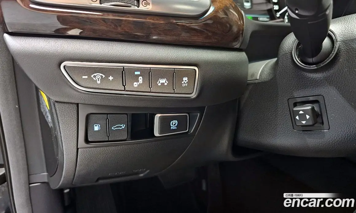Genesis EQ900 2016 3.3 автомат (гидро), фото 16 Genesis EQ900 2016 3.3 автомат (гидро), фото 16