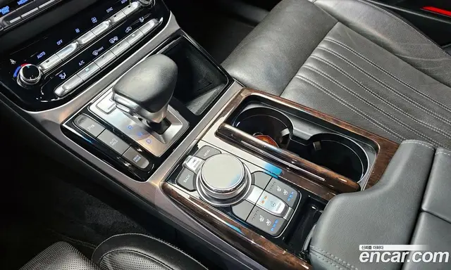 Genesis EQ900 2016 3.3 автомат (гидро), миниатюра 9 Genesis EQ900 2016 3.3 автомат (гидро), миниатюра 9