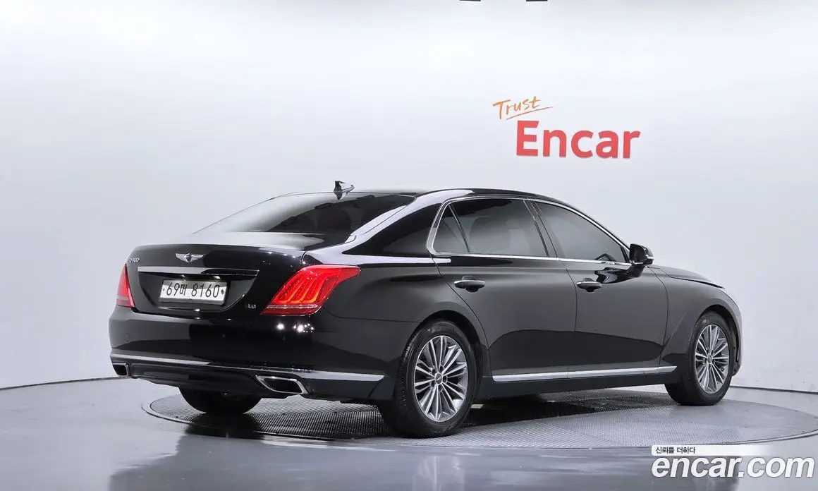 Genesis EQ900 2018 3.8 автомат (гидро), фото 2 Genesis EQ900 2018 3.8 автомат (гидро), фото 2