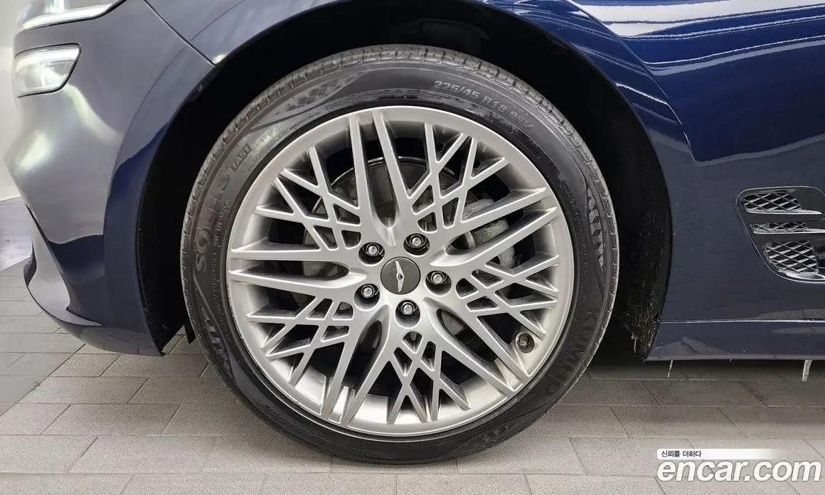 Genesis G70 2021 2.0 автомат (гидро), фото 5