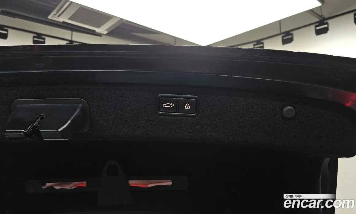 Genesis G80 2017 3.3 автомат (гидро), фото 20 Genesis G80 2017 3.3 автомат (гидро), фото 20