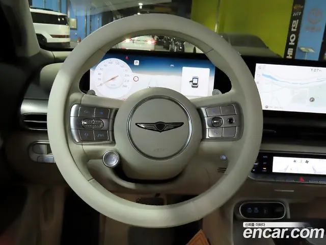 Genesis GV60 2022 0.1 автомат (гидро), миниатюра 11 Genesis GV60 2022 0.1 автомат (гидро), миниатюра 11