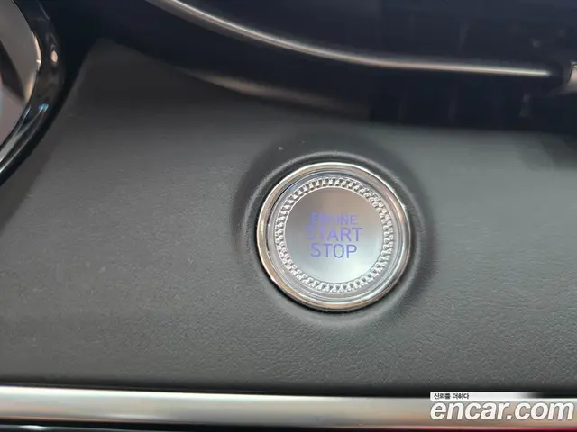 Genesis GV70 2023 2.5 автомат (гидро), миниатюра 11 Genesis GV70 2023 2.5 автомат (гидро), миниатюра 11
