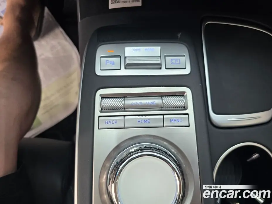 Genesis GV70 2023 2.5 автомат (гидро), фото 13 Genesis GV70 2023 2.5 автомат (гидро), фото 13