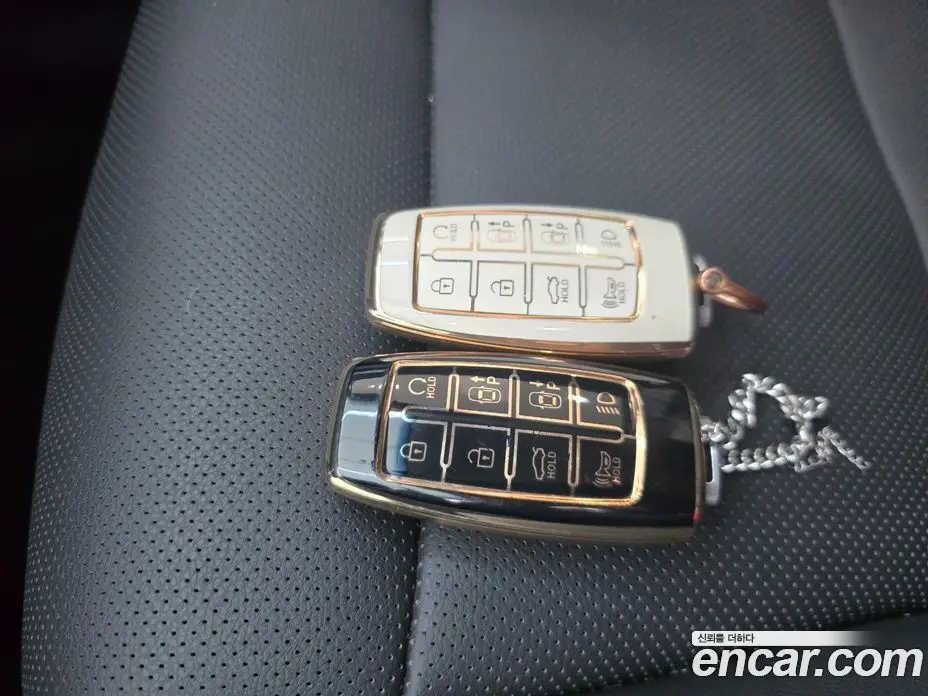 Genesis GV70 2023 2.5 автомат (гидро), фото 20 Genesis GV70 2023 2.5 автомат (гидро), фото 20
