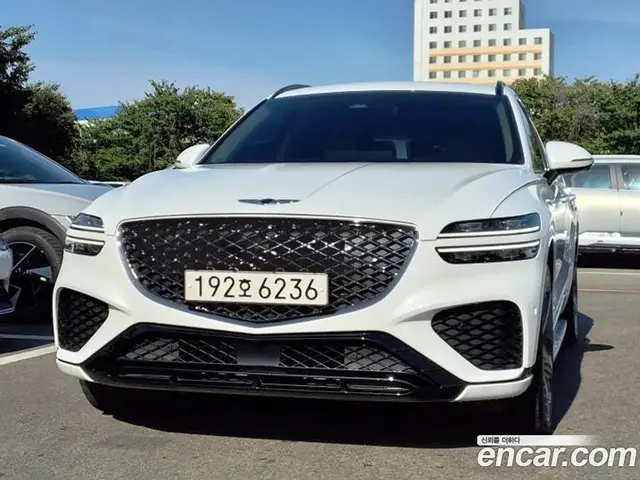 Genesis GV70, 2024, 45 680 км
