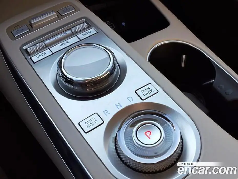 Genesis GV70 2024 2.2 автомат (гидро), фото 17