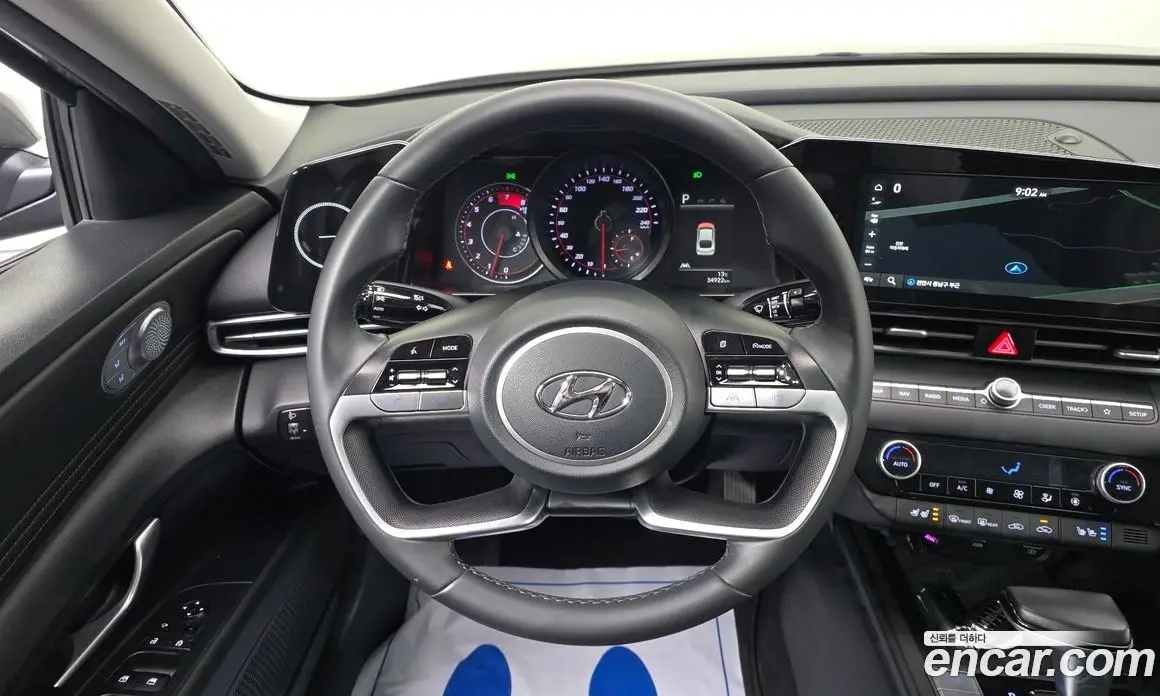 Hyundai Avante 2023 1.6 автомат (гидро), фото 15