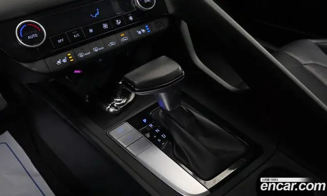 Hyundai Avante 2023 1.6 автомат (гидро), миниатюра 9
