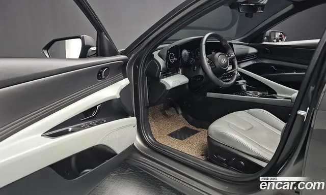 Hyundai Avante 2023 1.6 автомат (гидро), миниатюра 10 Hyundai Avante 2023 1.6 автомат (гидро), миниатюра 10